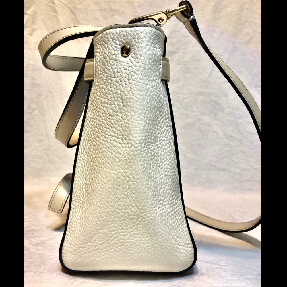 Kate Spade Crossbody Purse - Maroon and Cream - Picture 4 of 6
